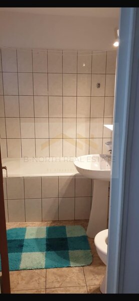 Tineretului, apartament 3 camere de inchiriat, loc de parcare inclus.