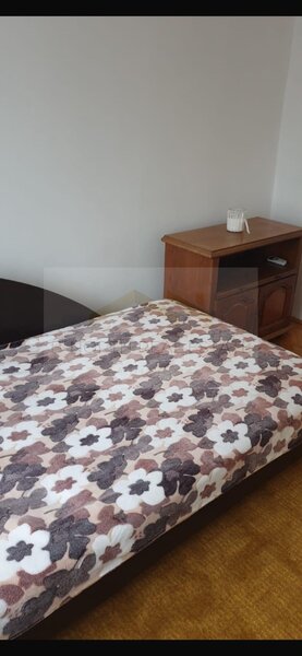 Tineretului, apartament 3 camere de inchiriat, loc de parcare inclus.
